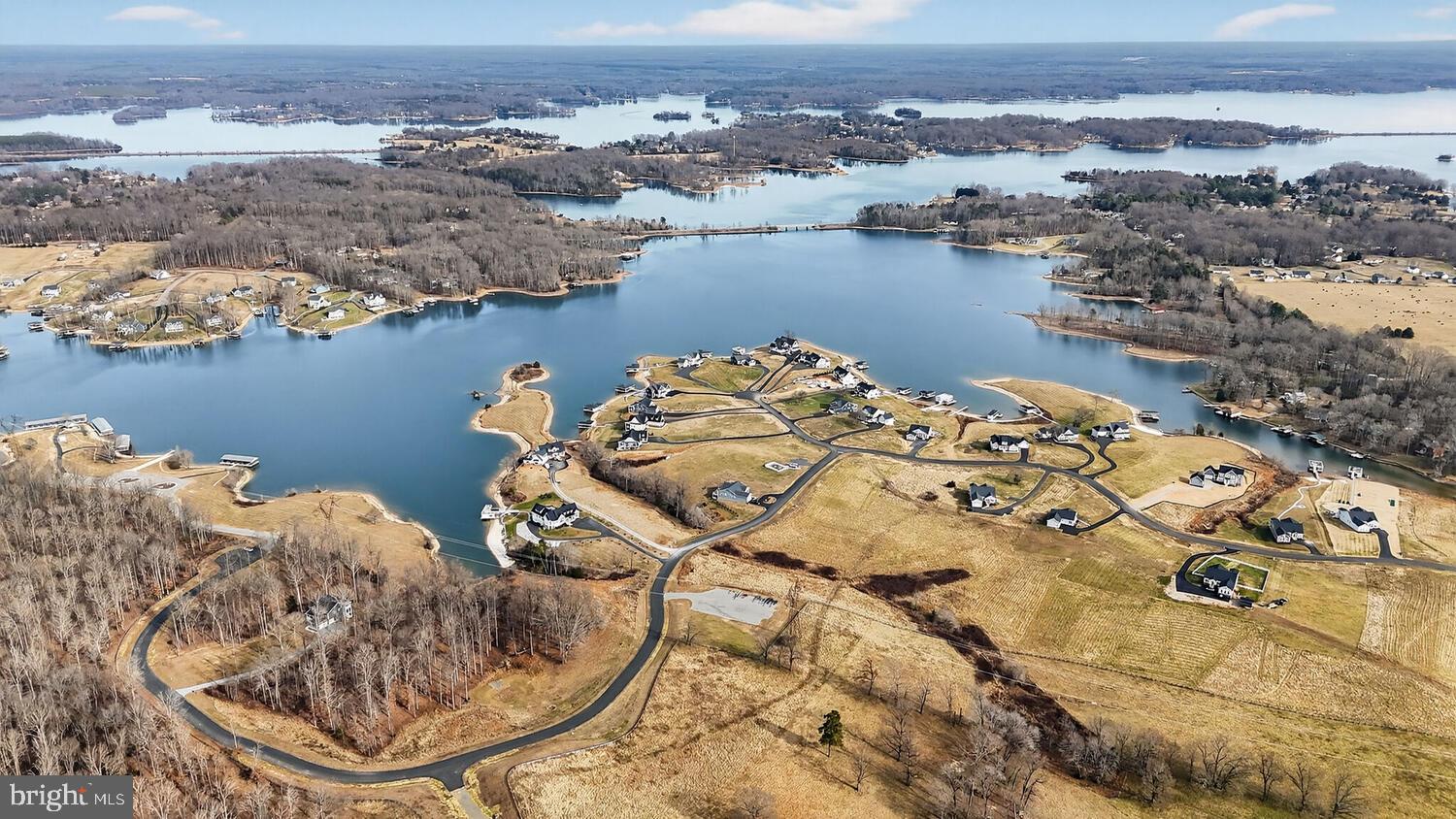 ROCK ISLAND LANDING - Residential