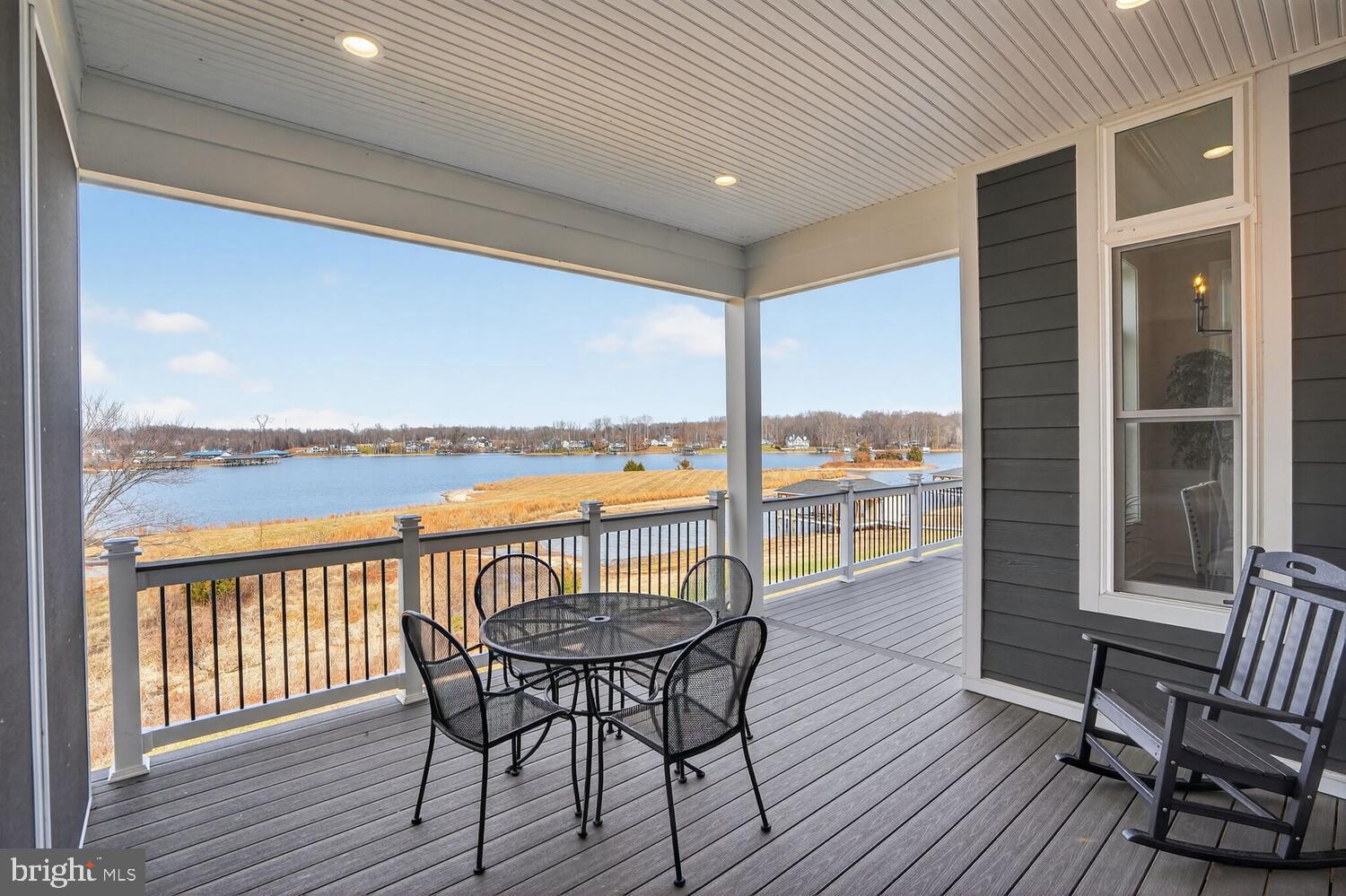 ROCK ISLAND LANDING - Residential