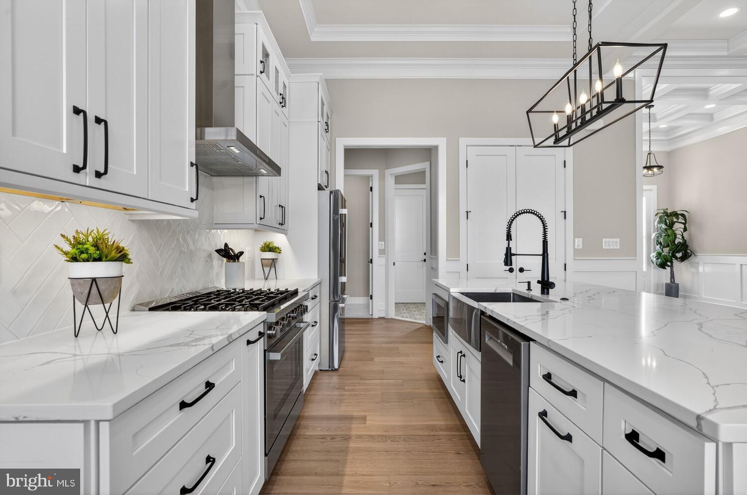 ROCK ISLAND LANDING - Residential