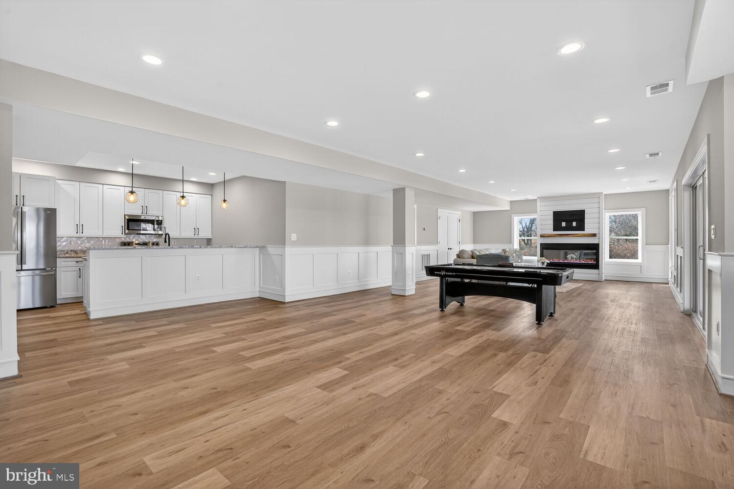 ROCK ISLAND LANDING - Residential