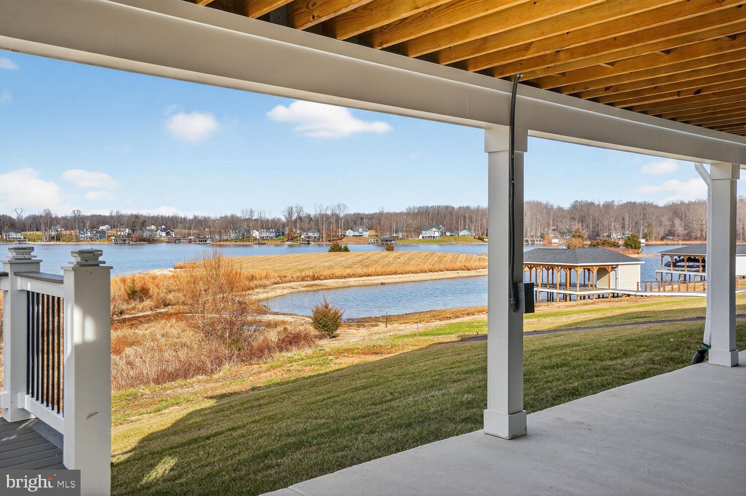 ROCK ISLAND LANDING - Residential