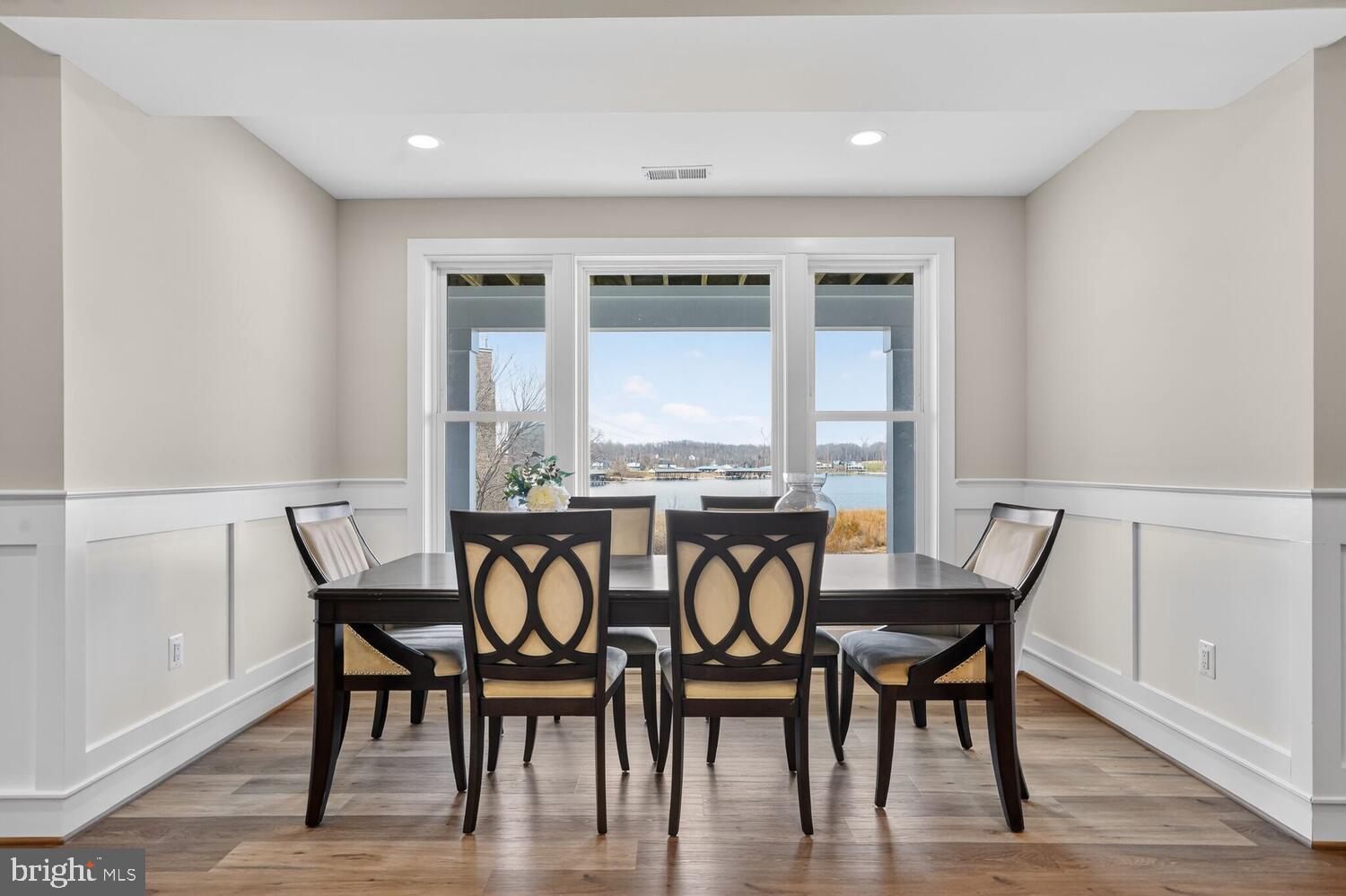 ROCK ISLAND LANDING - Residential