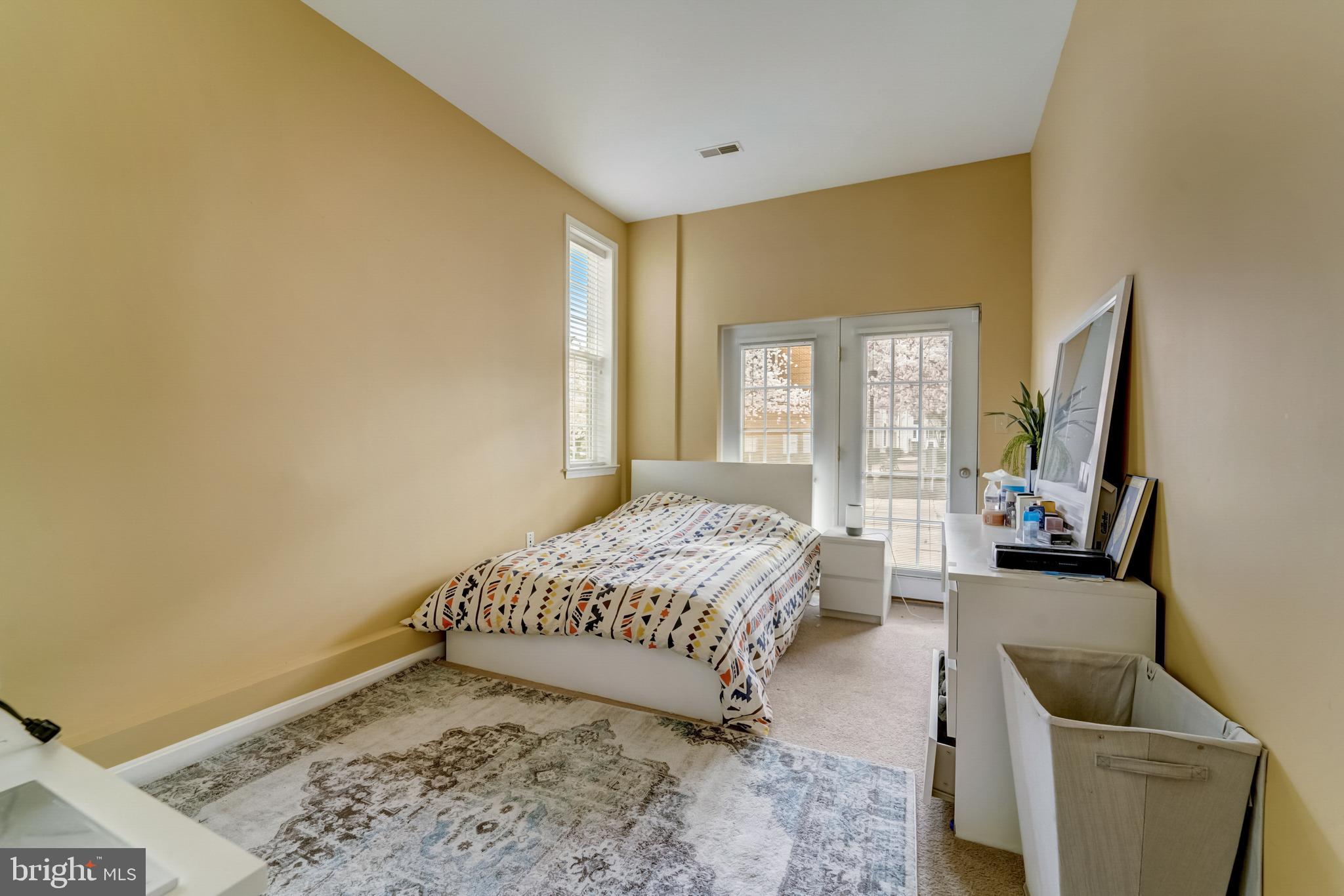 CAMDEN CROSSING - Residential