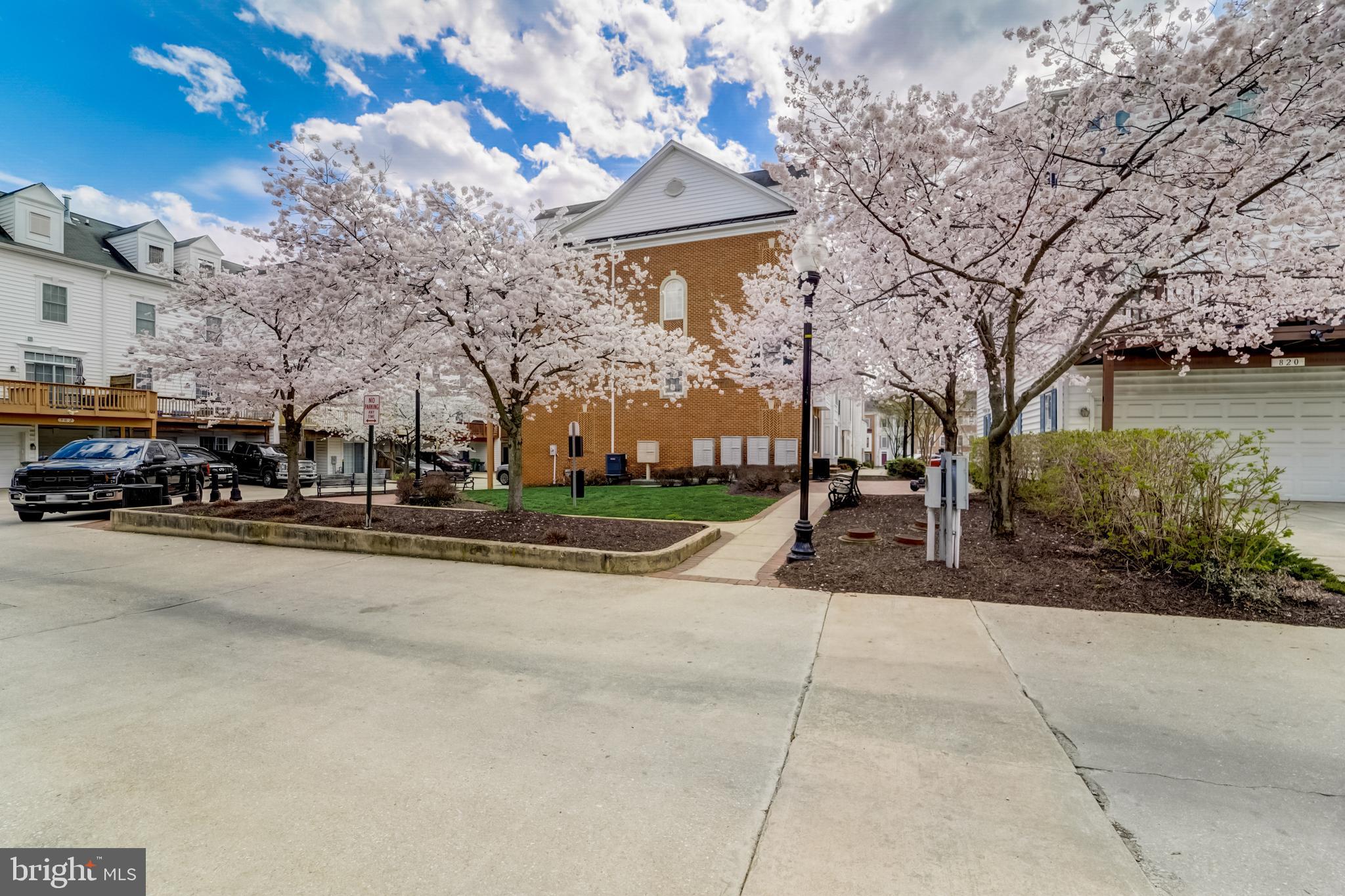 CAMDEN CROSSING - Residential