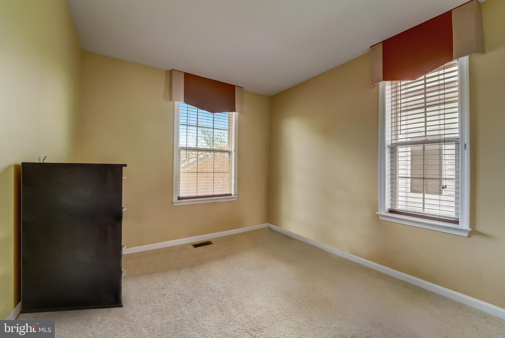 CAMDEN CROSSING - Residential