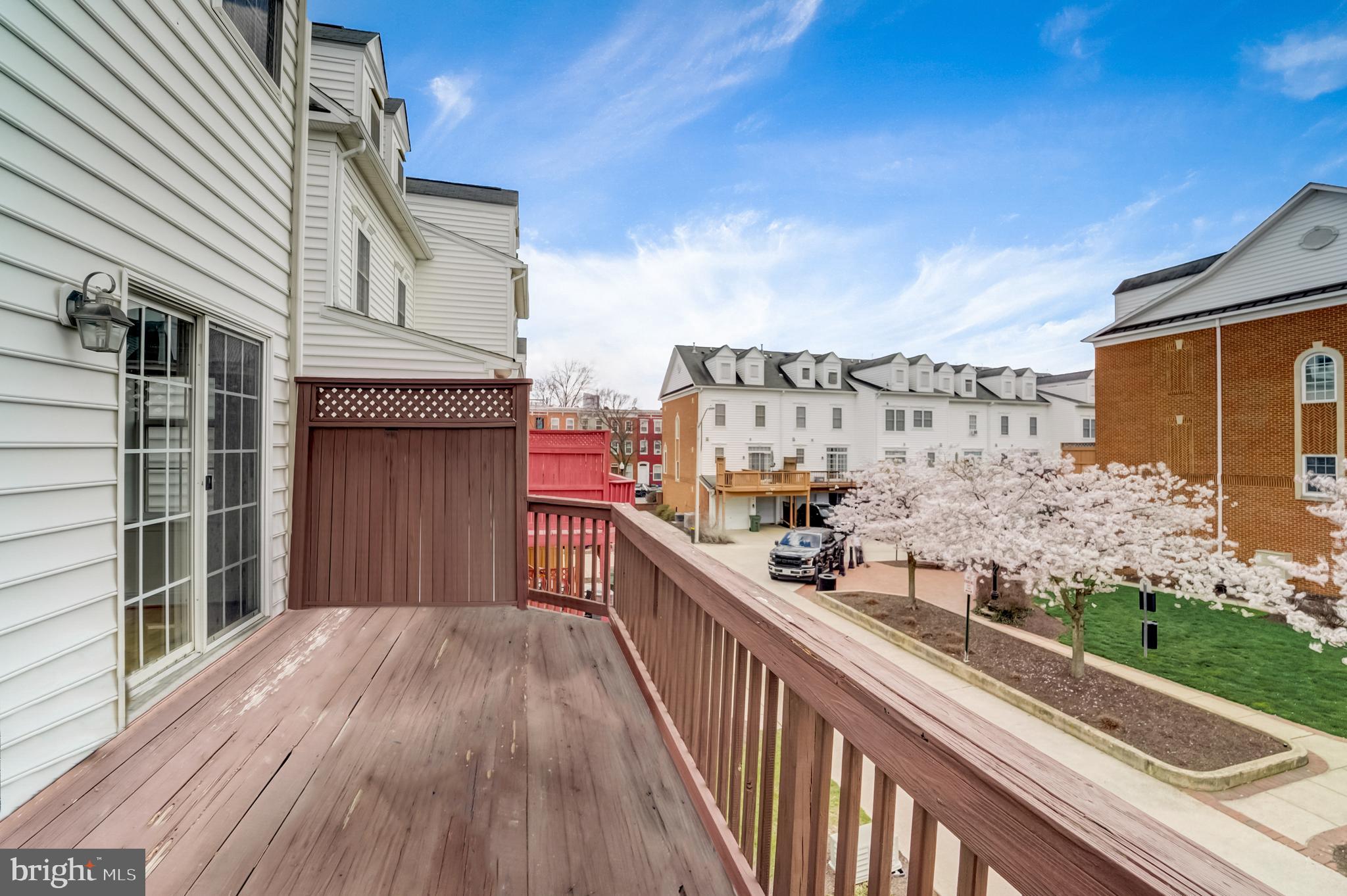 CAMDEN CROSSING - Residential