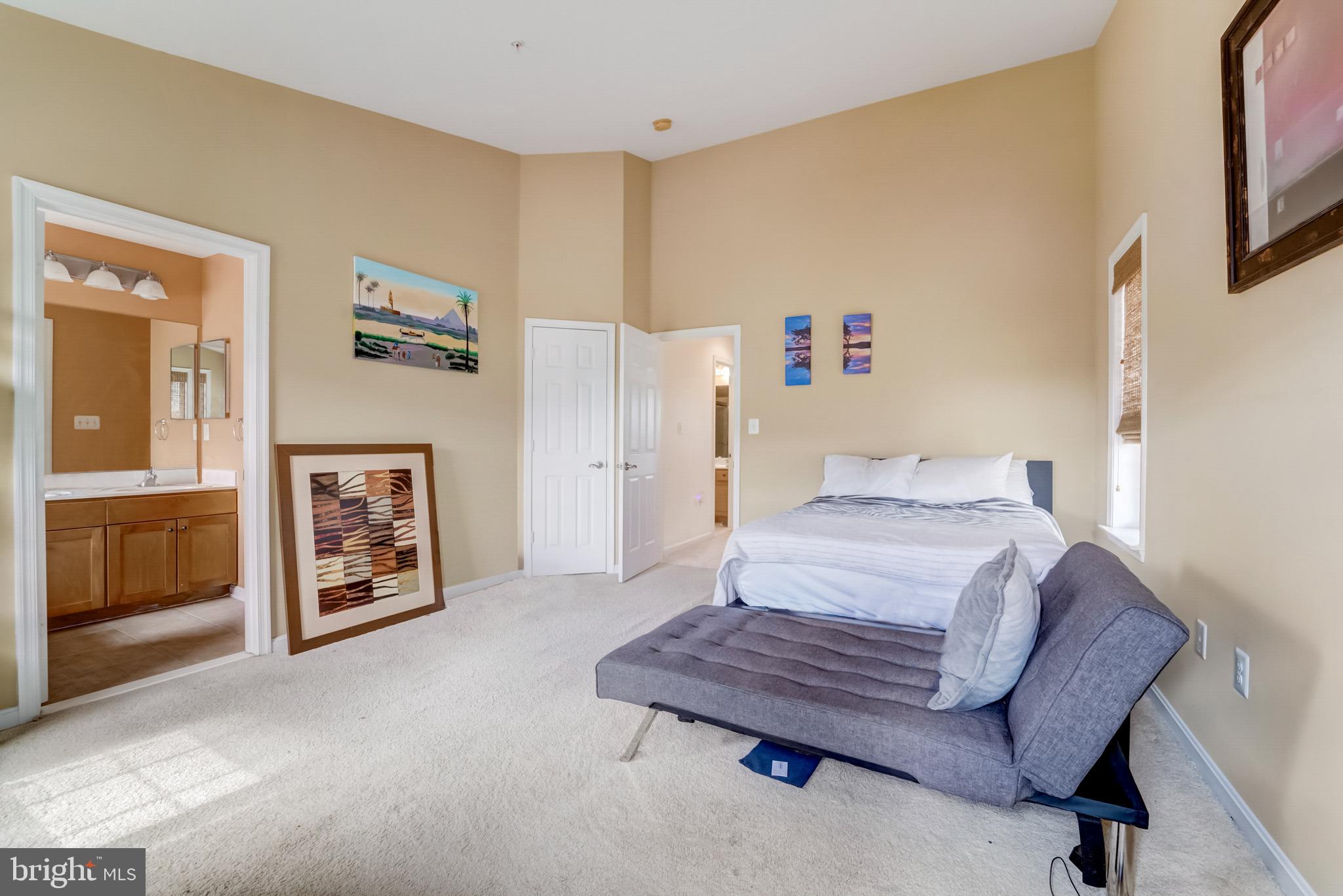 CAMDEN CROSSING - Residential