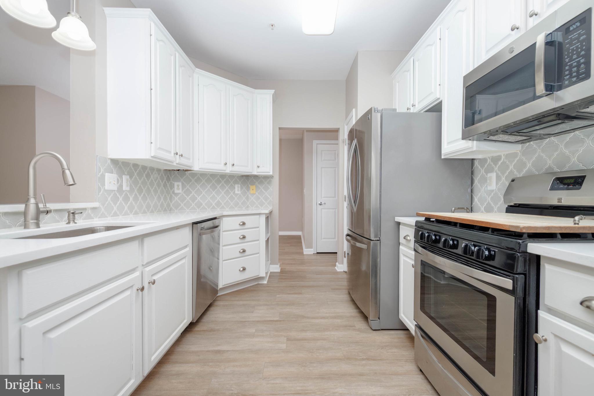 GREENHAVEN - Residential