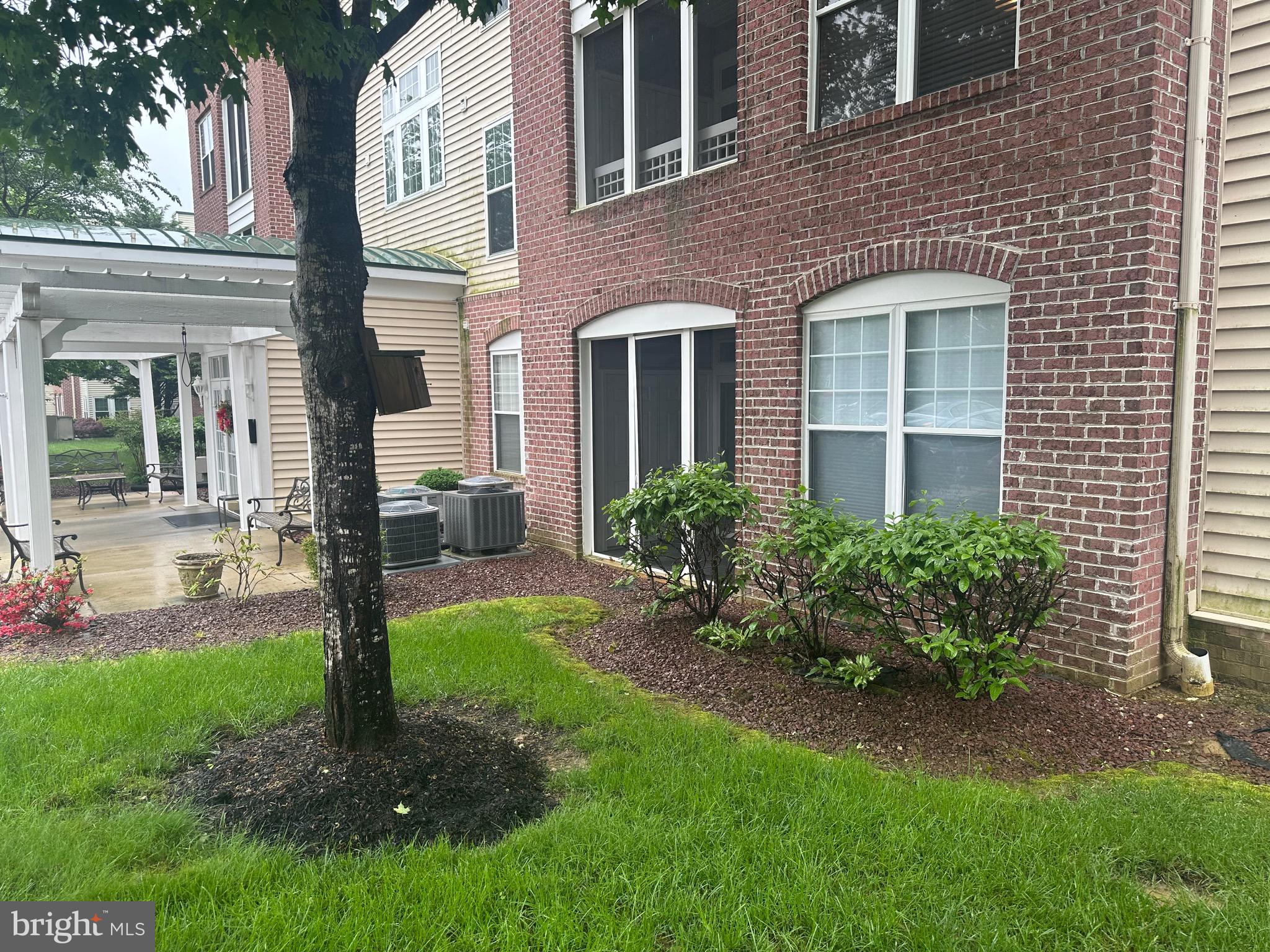 1312 SCOTTSDALE DRIVE D 250