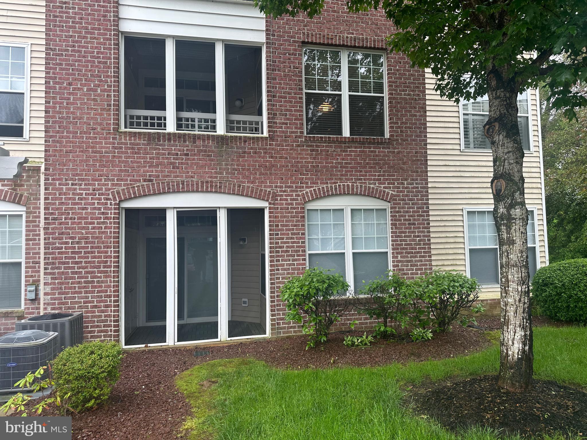 1312 SCOTTSDALE DRIVE D 250
