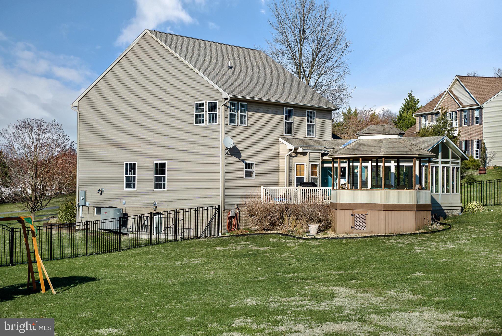 HARLAN RUN - Residential