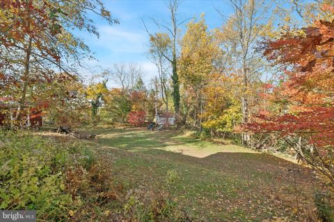Tiny photo for 25 Green Valley Road, WALLINGFORD, PA 19086 (MLS # PADE2100996)