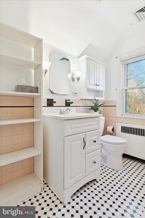 Tiny photo for 25 Green Valley Road, WALLINGFORD, PA 19086 (MLS # PADE2100996)