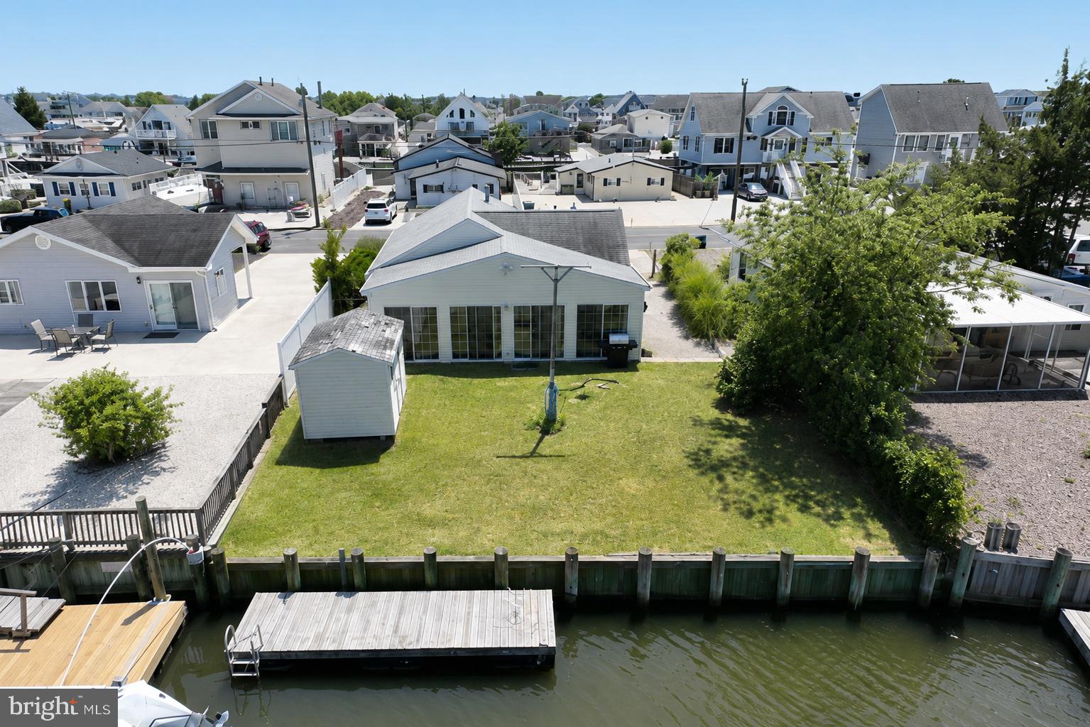 28 LAKE SAINT CLAIR DRIVE