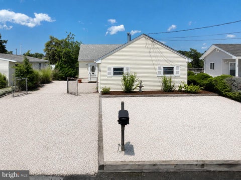 Photo of 28 Lake Saint Clair Drive, LITTLE EGG HARBOR TWP, NJ 08087 (MLS # NJOC2043776)