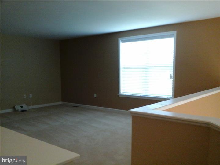 ARBOURS AT EAGLE POINT - Residential