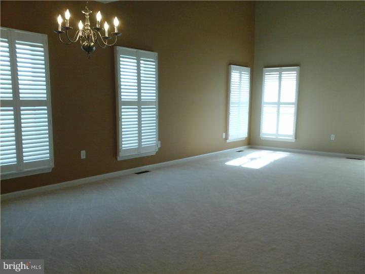 ARBOURS AT EAGLE POINT - Residential