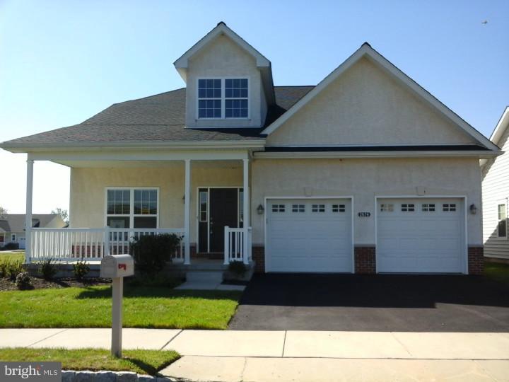 ARBOURS AT EAGLE POINT - Residential