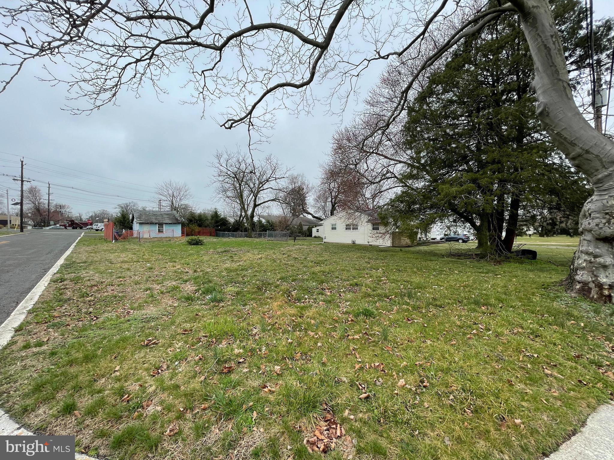 702 N STILES AVENUE