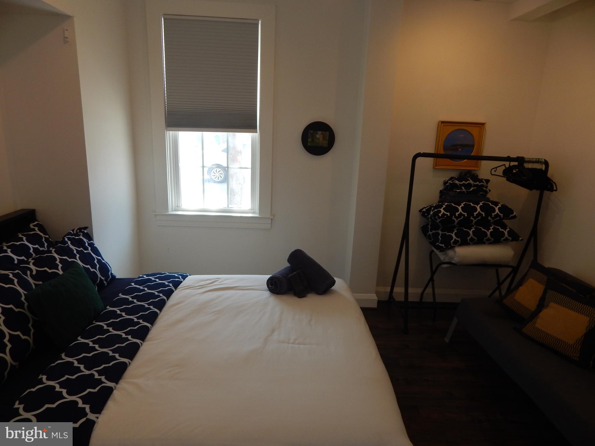 LITTLE ITALY - Residential Lease