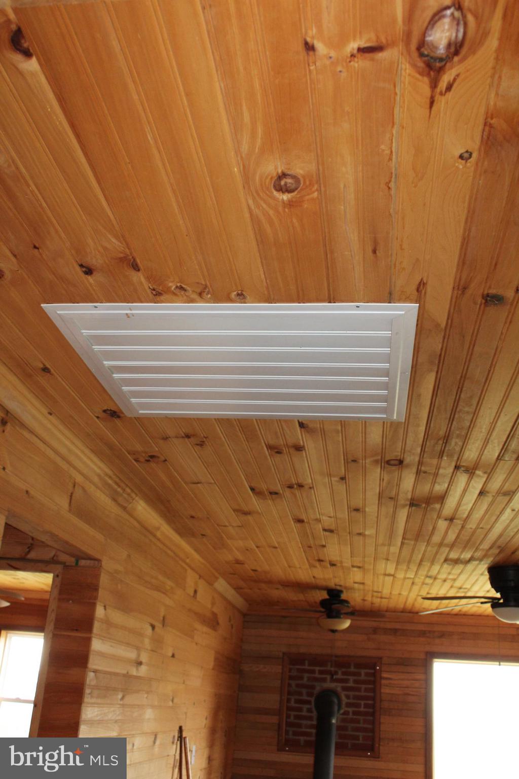 FLOWING SPRINGS - Residential