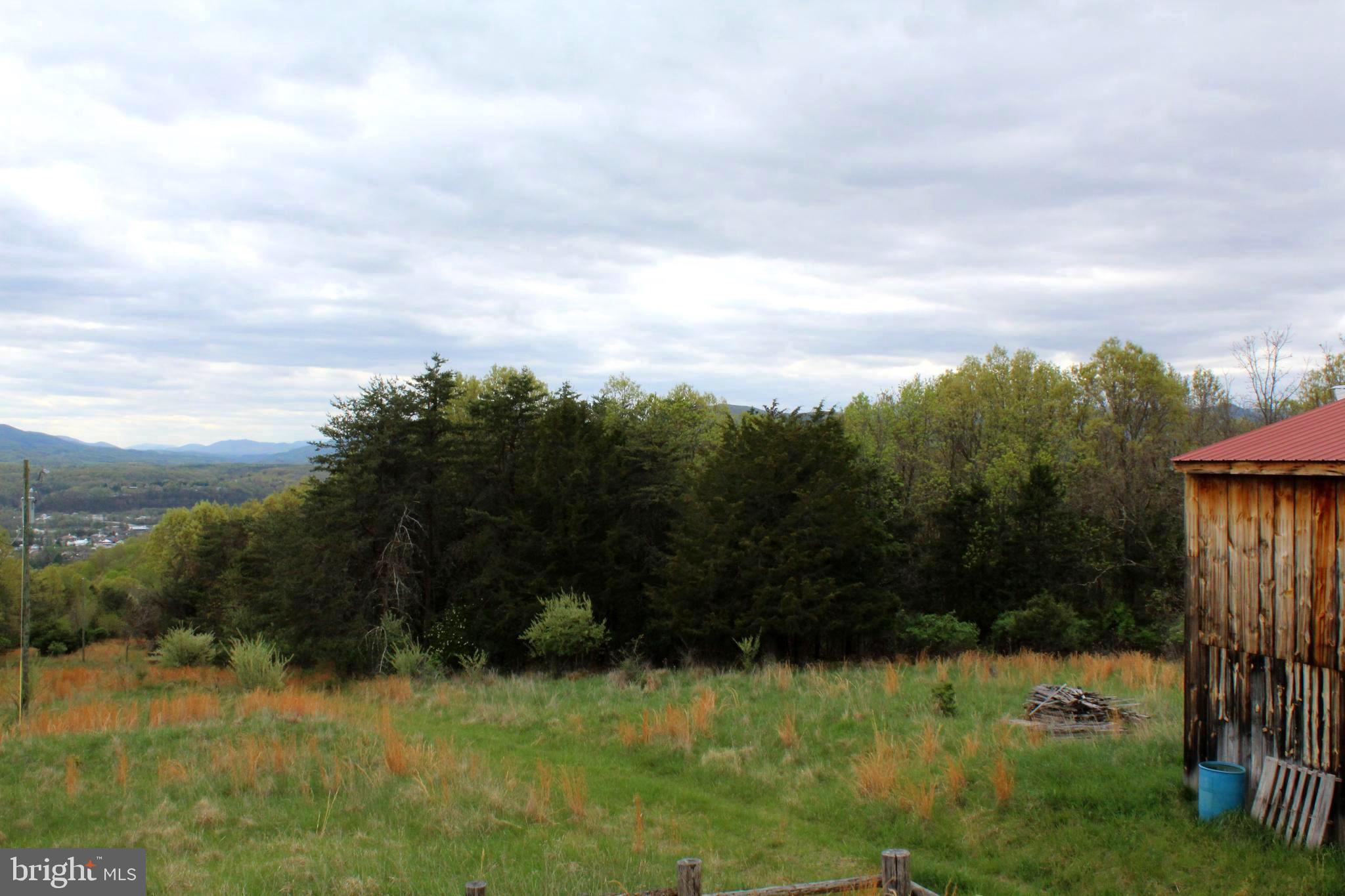 FLOWING SPRINGS - Residential