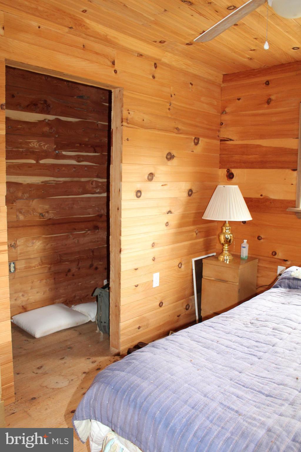 FLOWING SPRINGS - Residential