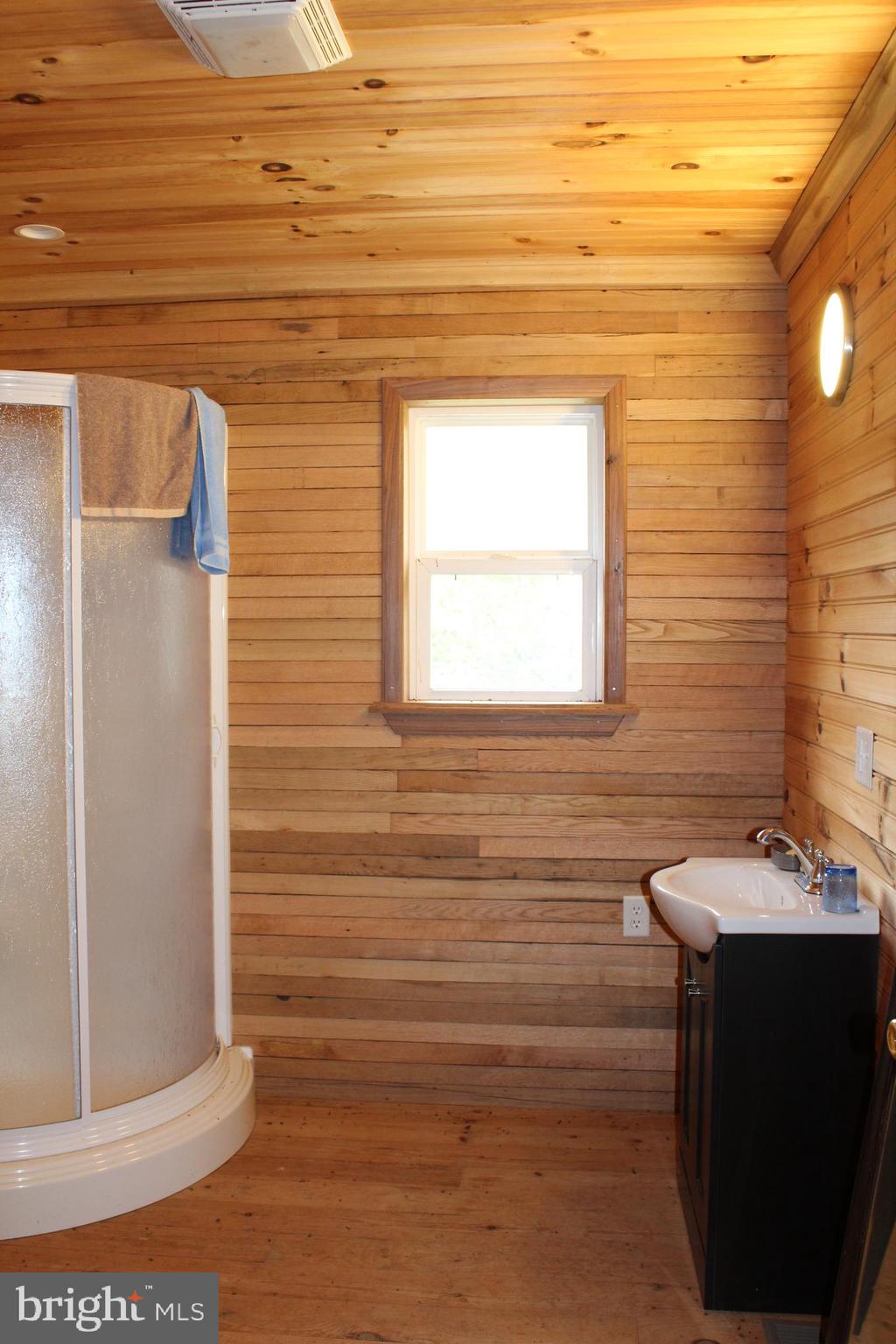 FLOWING SPRINGS - Residential