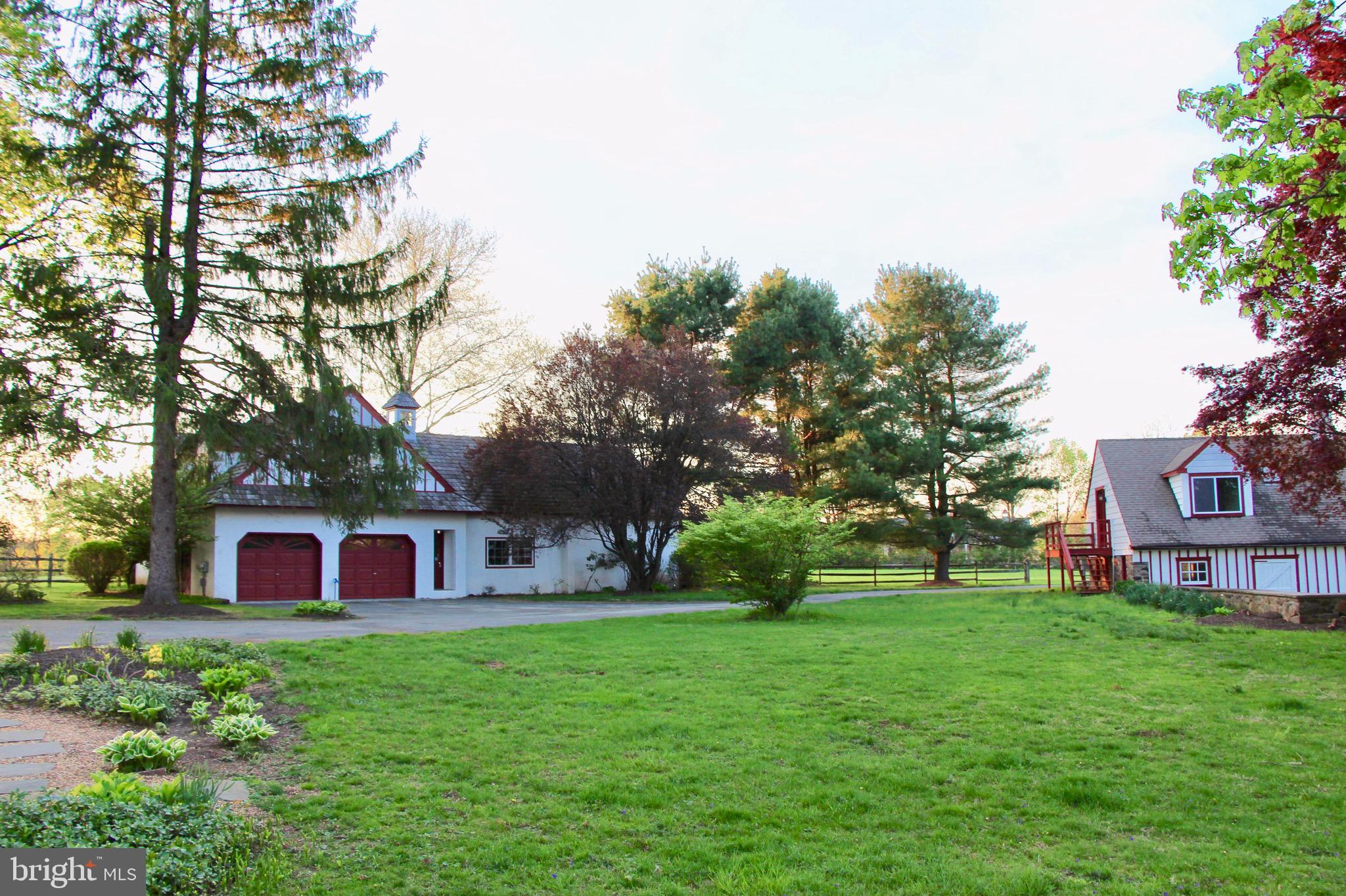 RADNOR HUNT - Residential