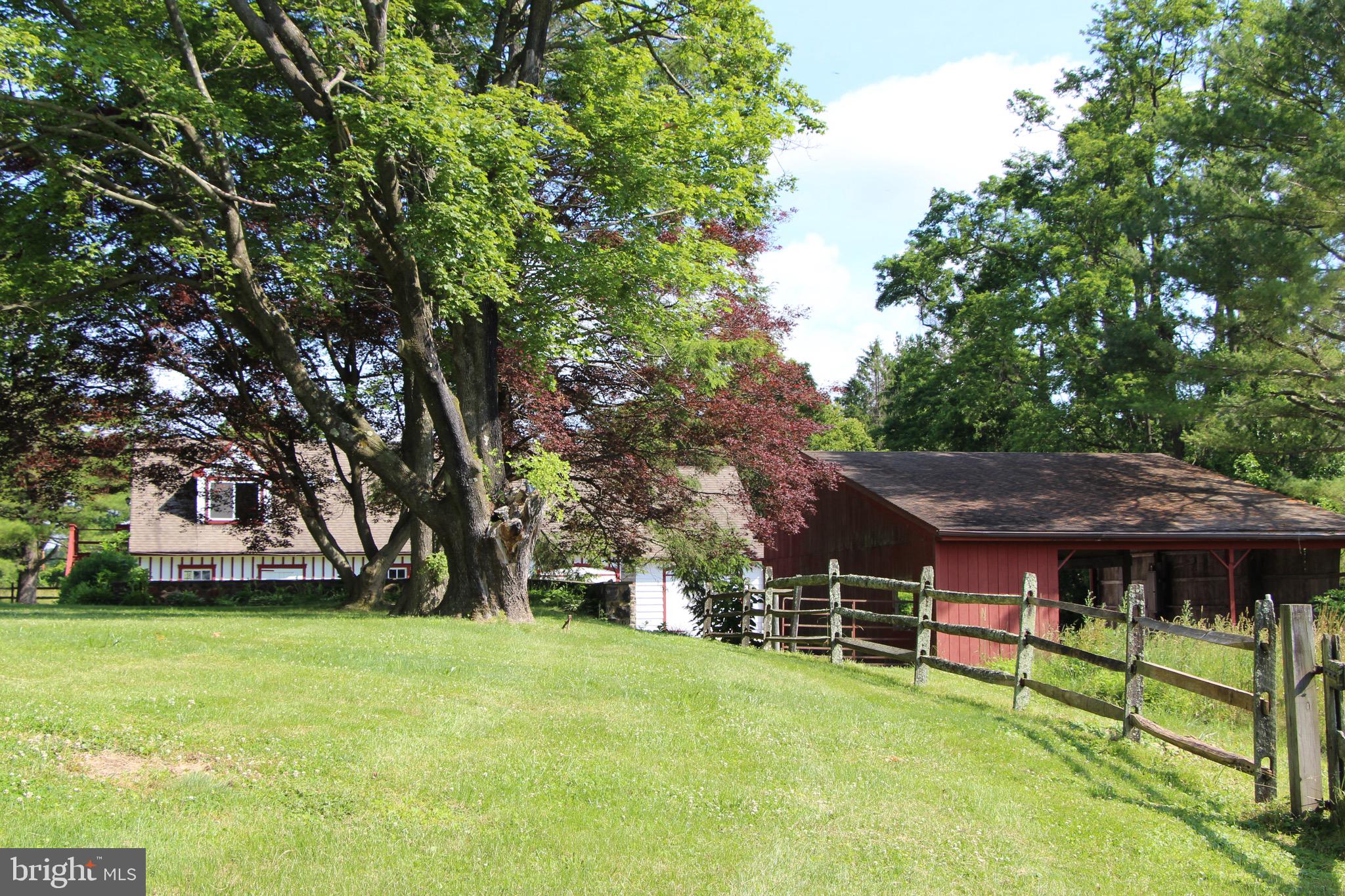 RADNOR HUNT - Residential