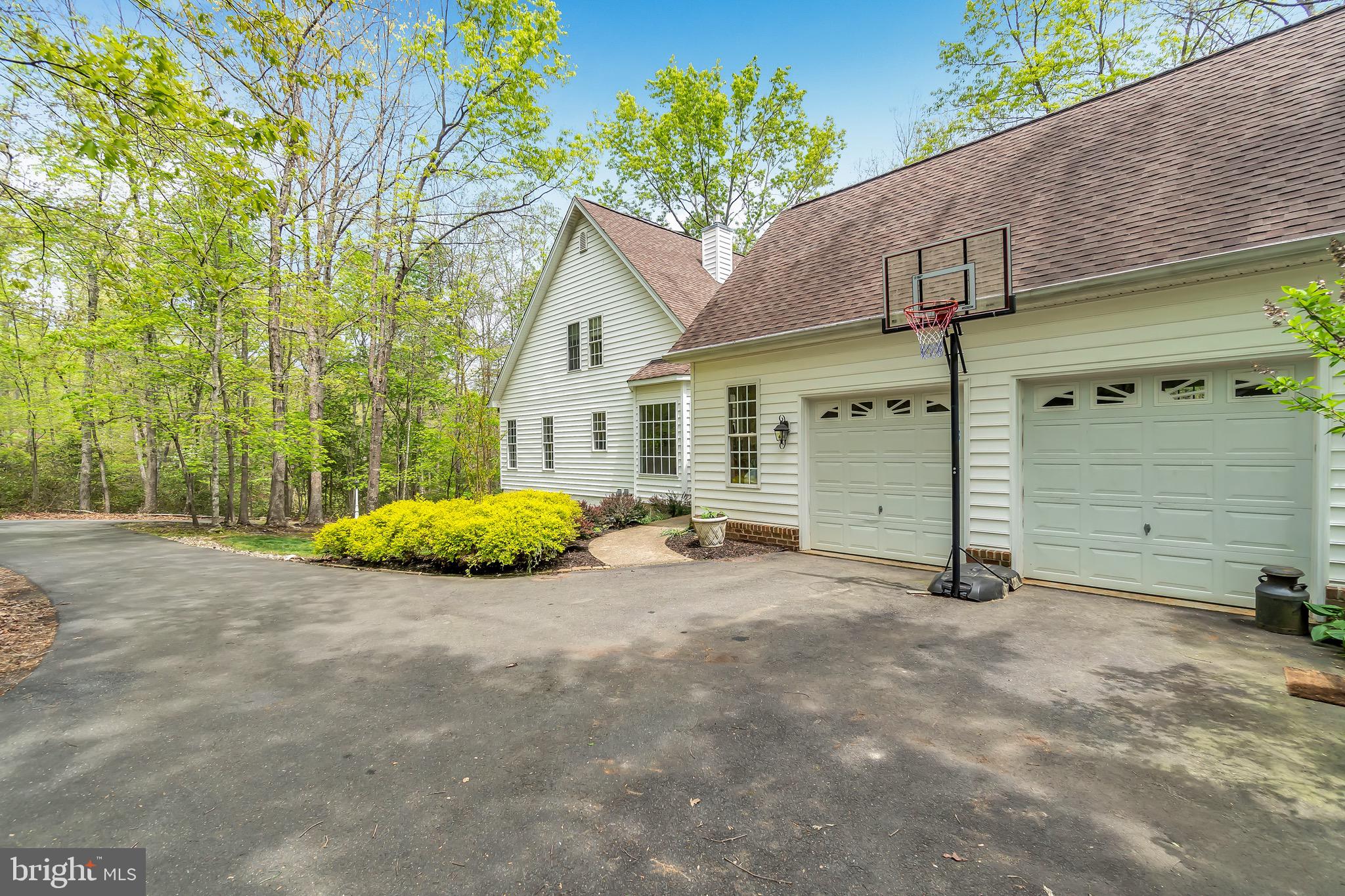 ESTATES OF CHANCELLORSVILLE - Residential