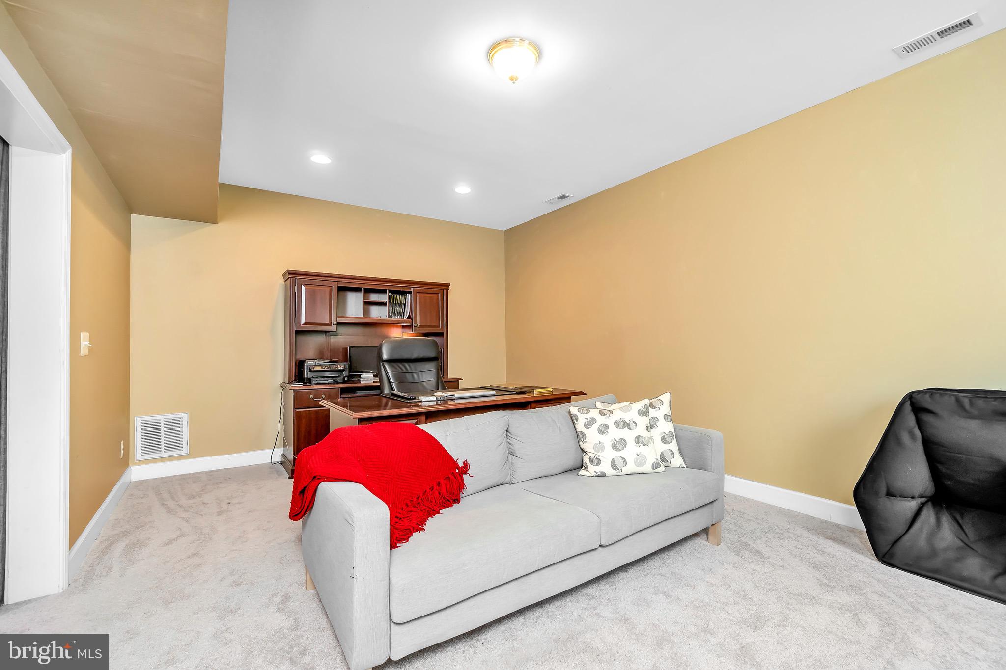 ESTATES OF CHANCELLORSVILLE - Residential