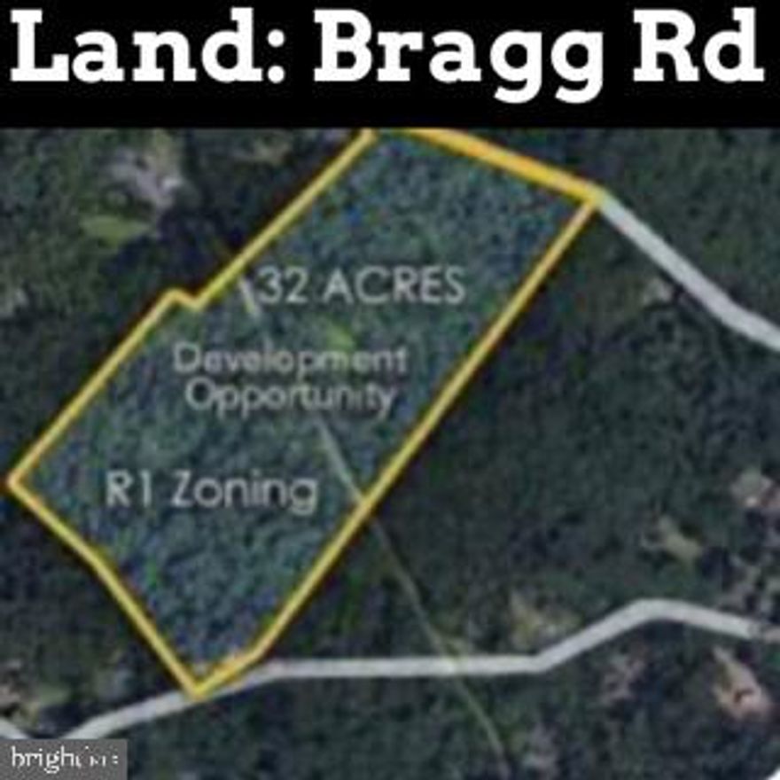 Schwenksville / Collegeville / Limerick Area: Fantastic land opportunity in highly sought after location.  32.77 Acres. This Land Development Opportunity is Already Zoned R1.  Please wear Brightly Colored Clothes to be safe due to possible hunting on the land.