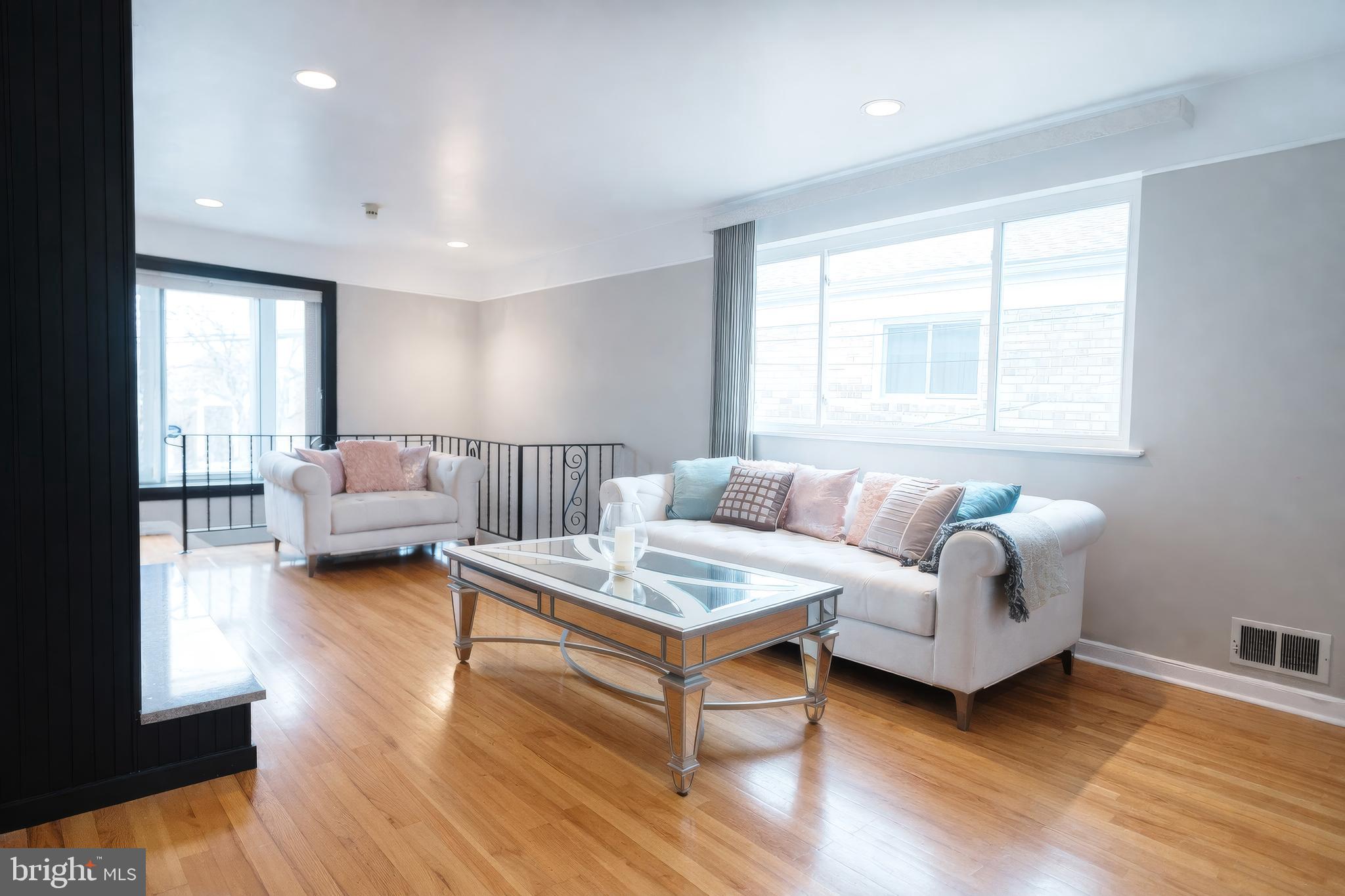 2412 SKYLAND PLACE SE