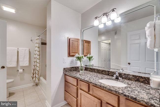 POINTE AT PARK CENTER - Residential Lease