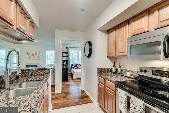 POINTE AT PARK CENTER - Residential Lease