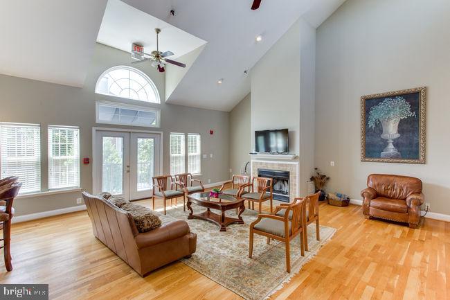 POINTE AT PARK CENTER - Residential Lease