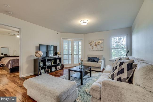 POINTE AT PARK CENTER - Residential Lease