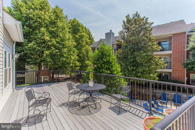 POINTE AT PARK CENTER - Residential Lease