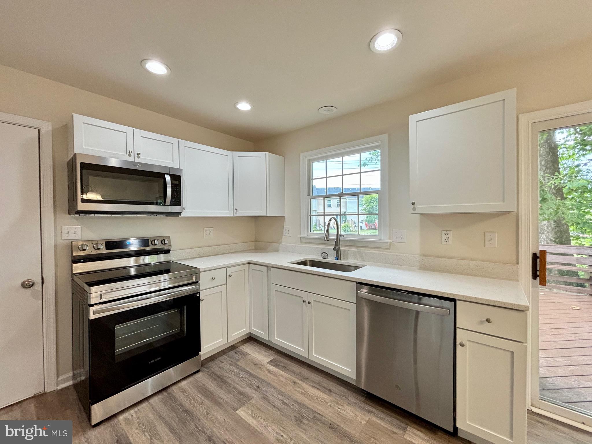 PRENTISS POINT - Residential