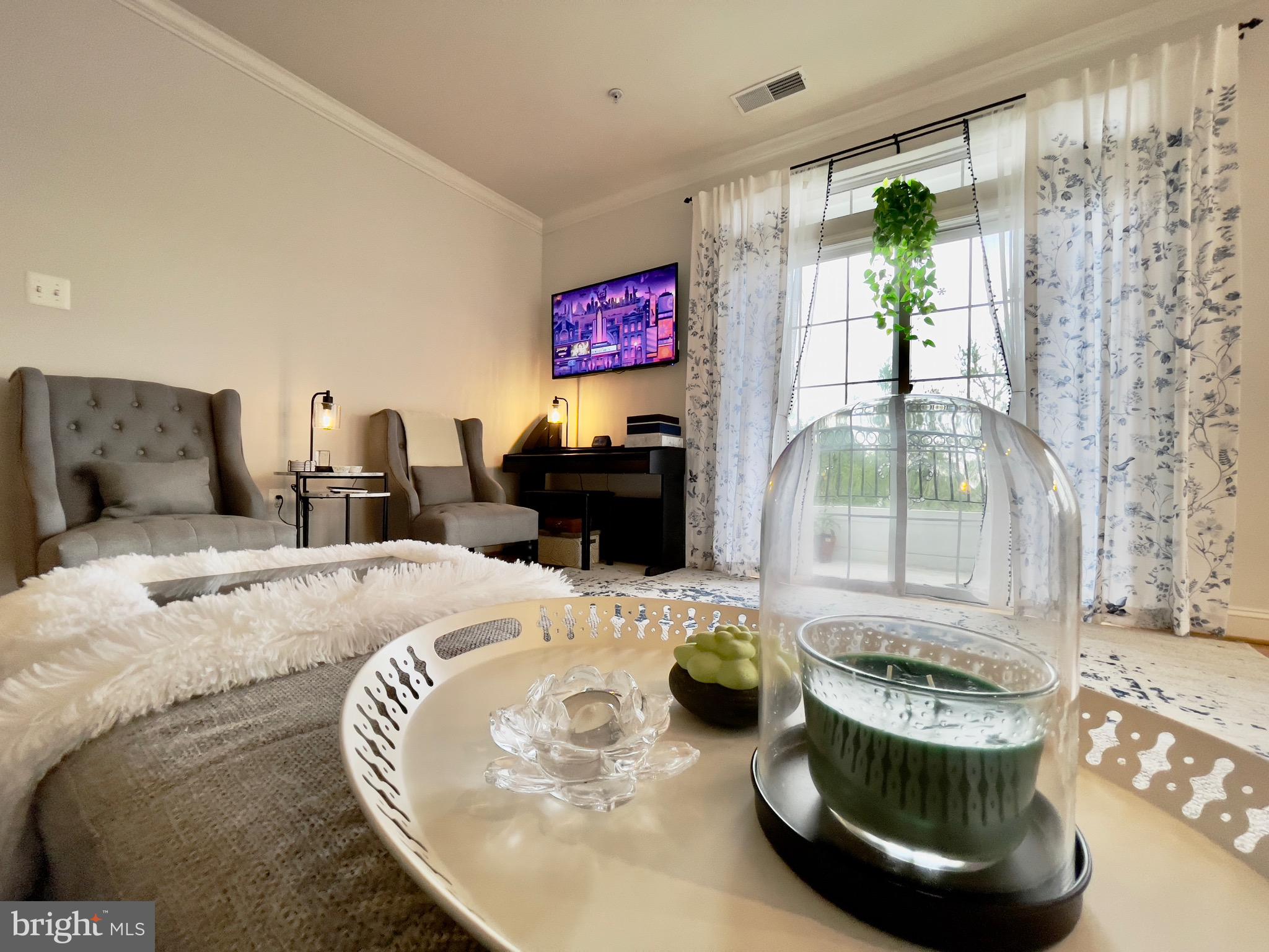 RIVER HILL - Residential