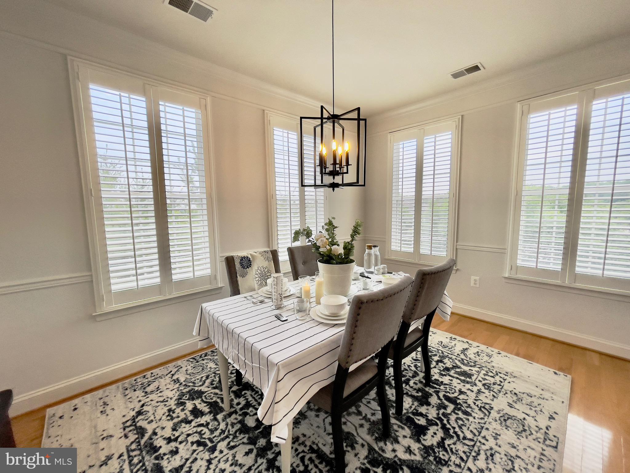 RIVER HILL - Residential