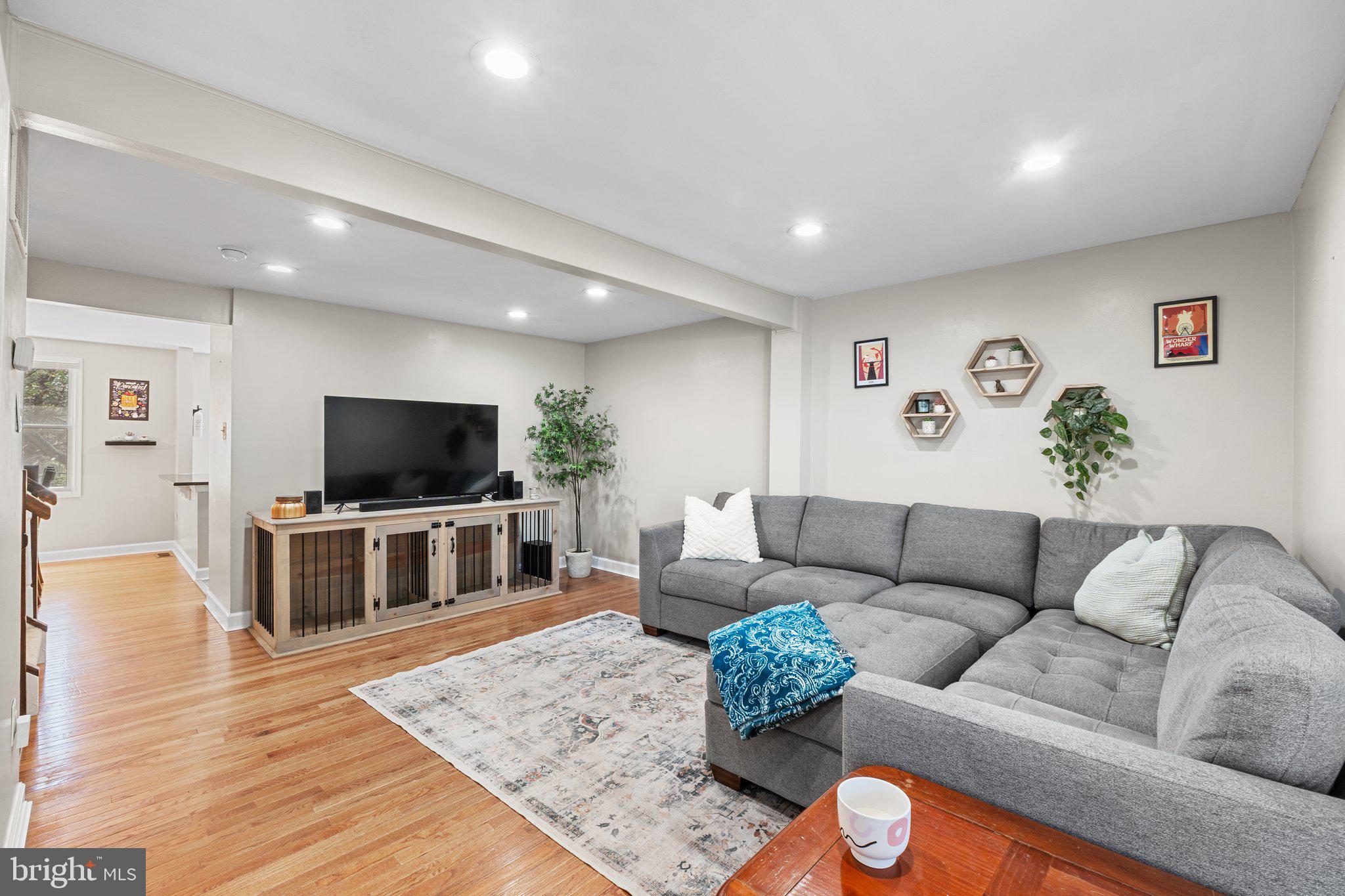 1568 POPLAR GROVE DRIVE