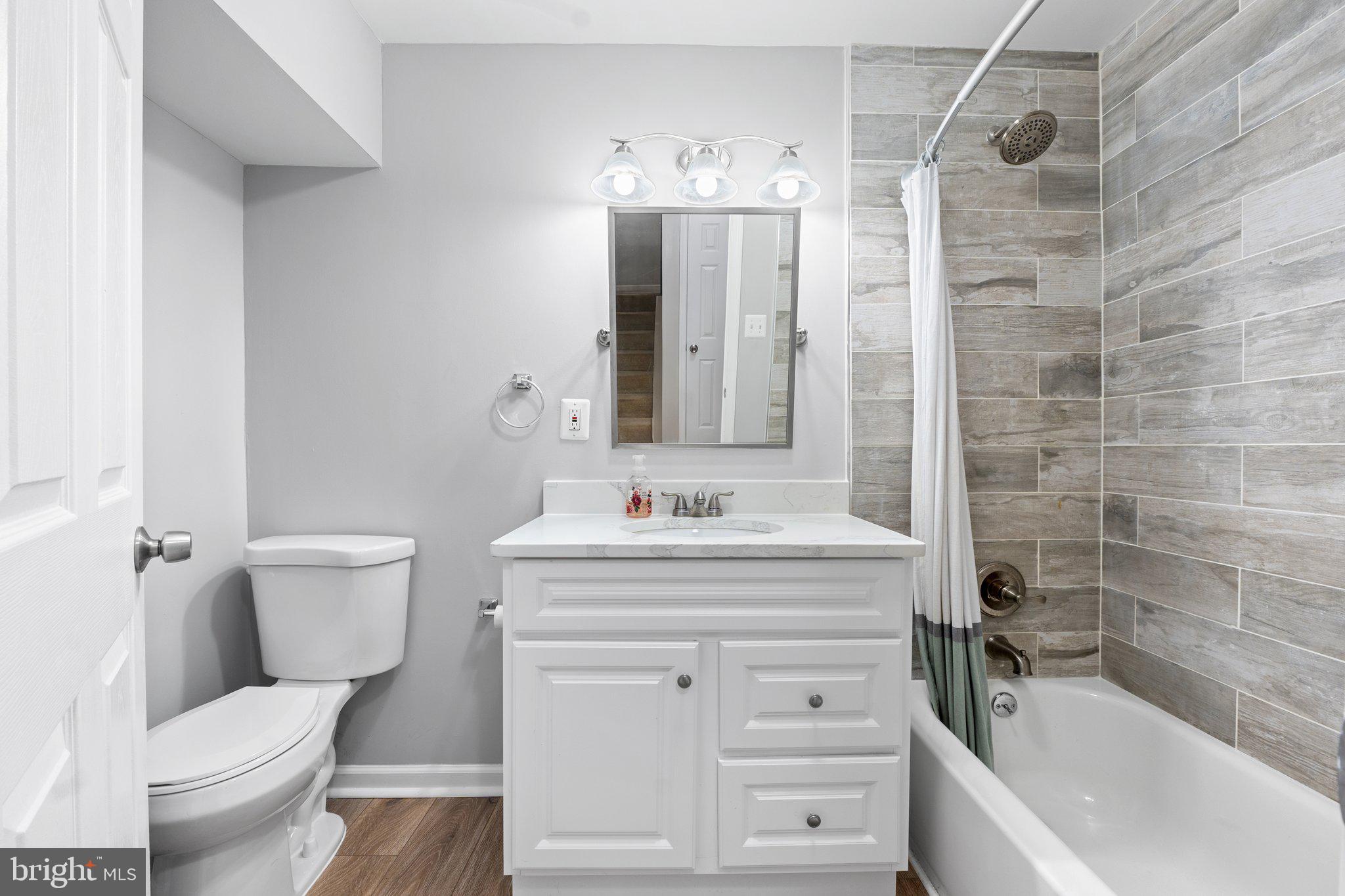 BIRCHFIELD WOODS - Residential