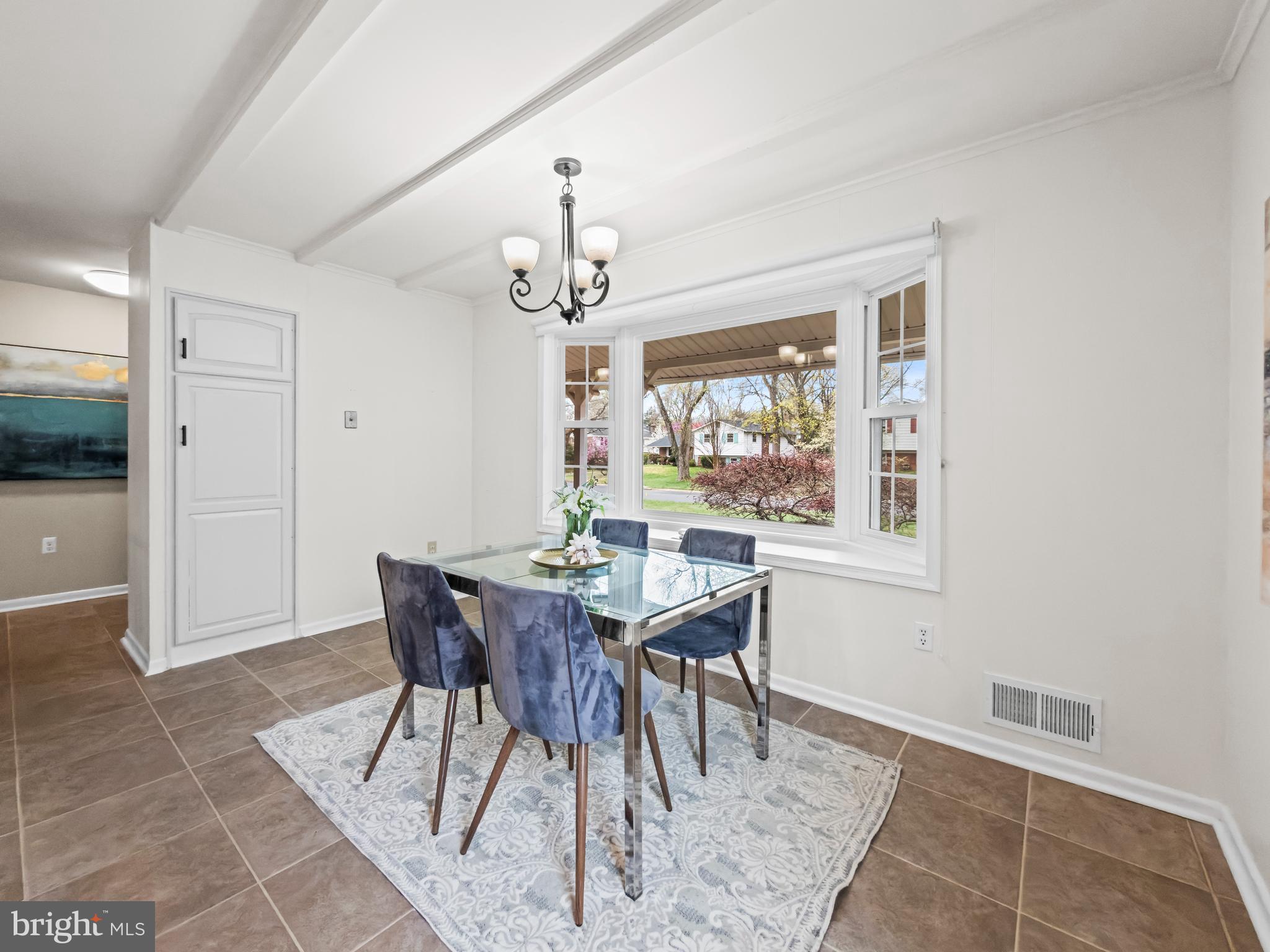 REGENCY ESTATES - Residential