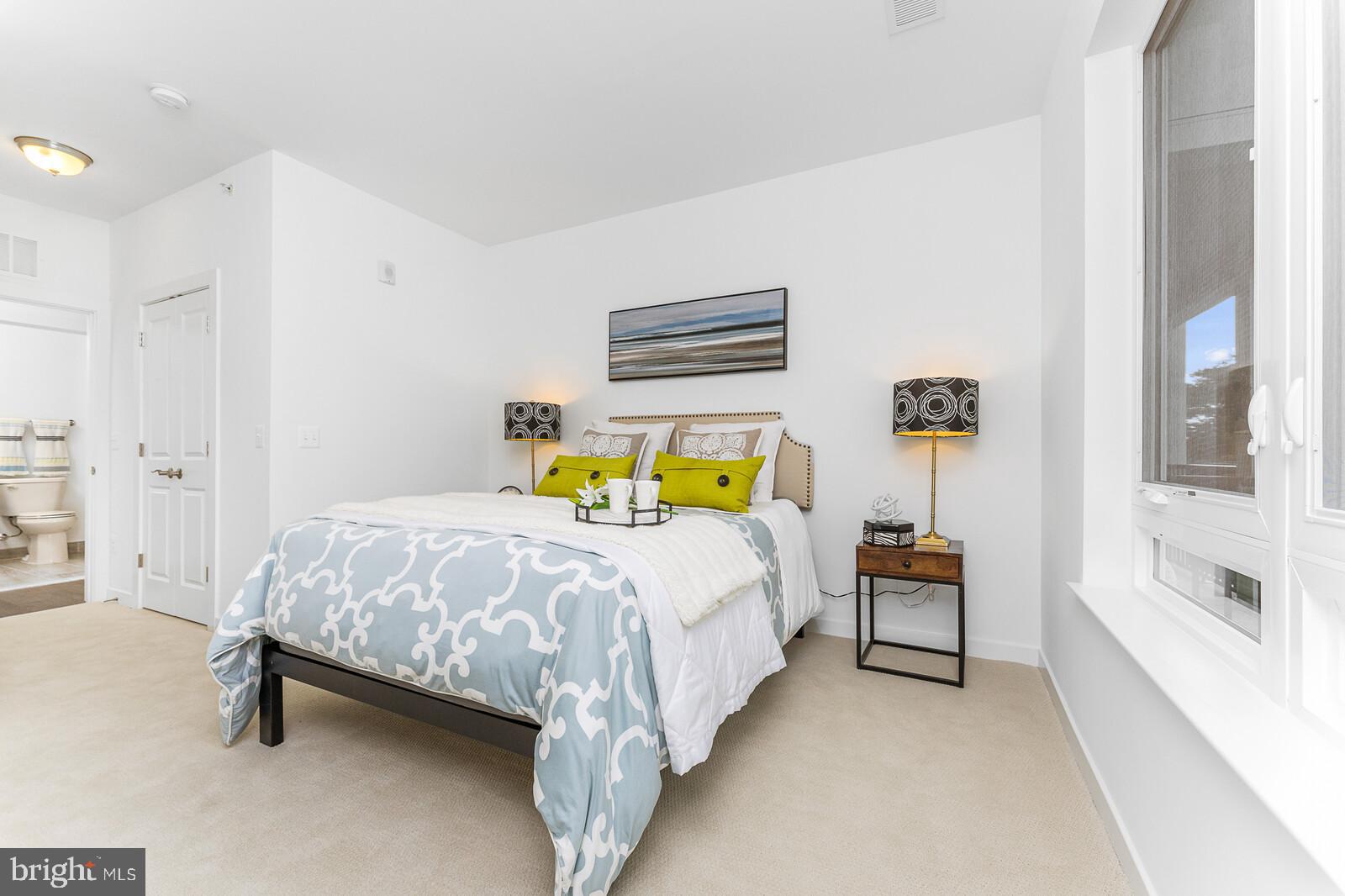 THE ENCLAVE - Residential