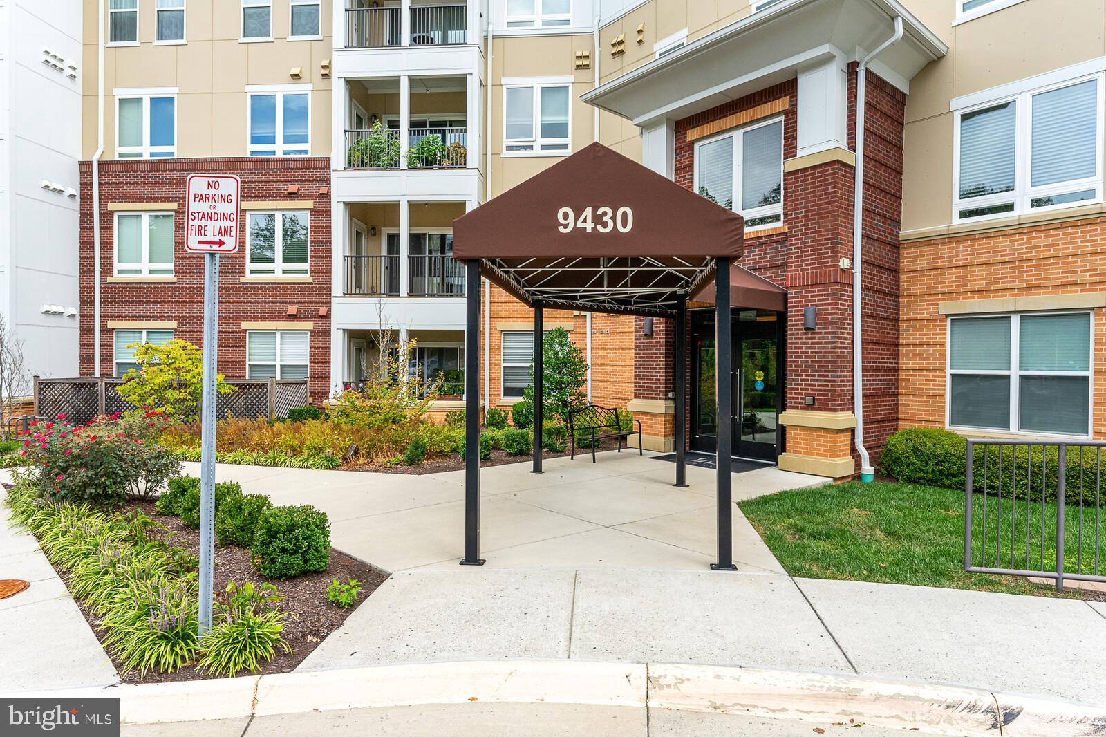 THE ENCLAVE - Residential