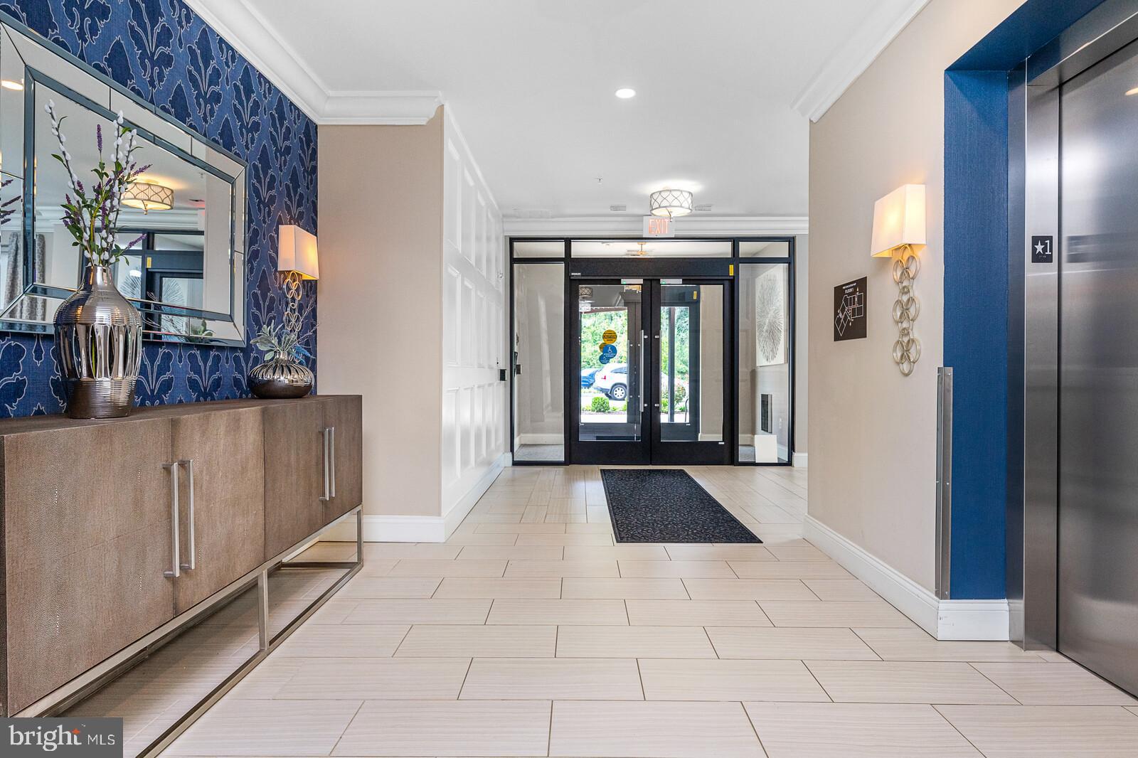 THE ENCLAVE - Residential