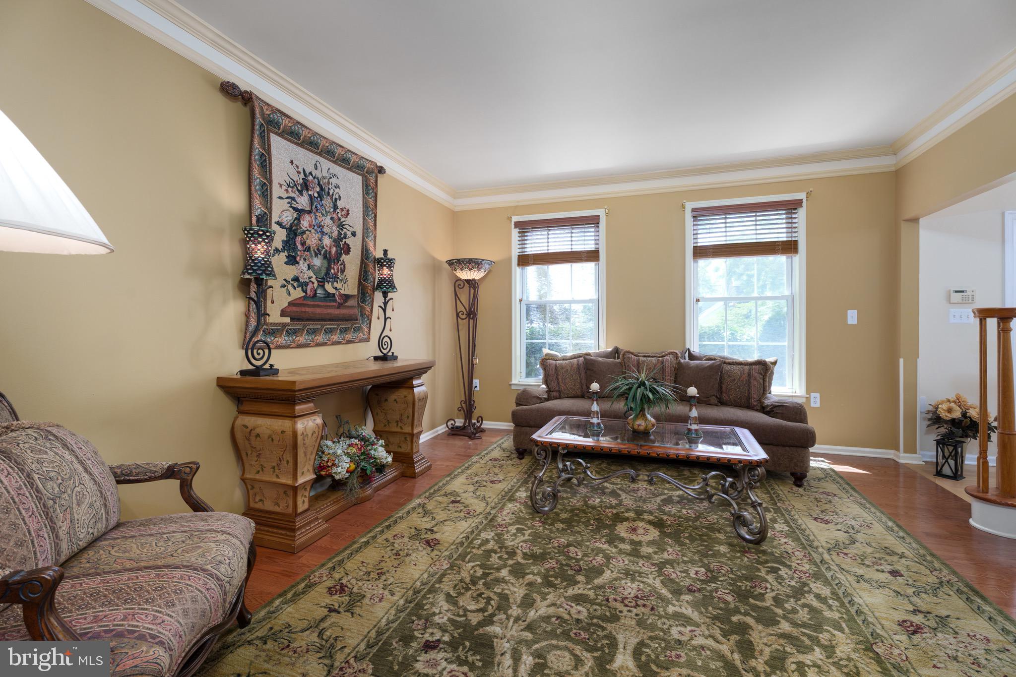 4 MUIRHEAD COURT
