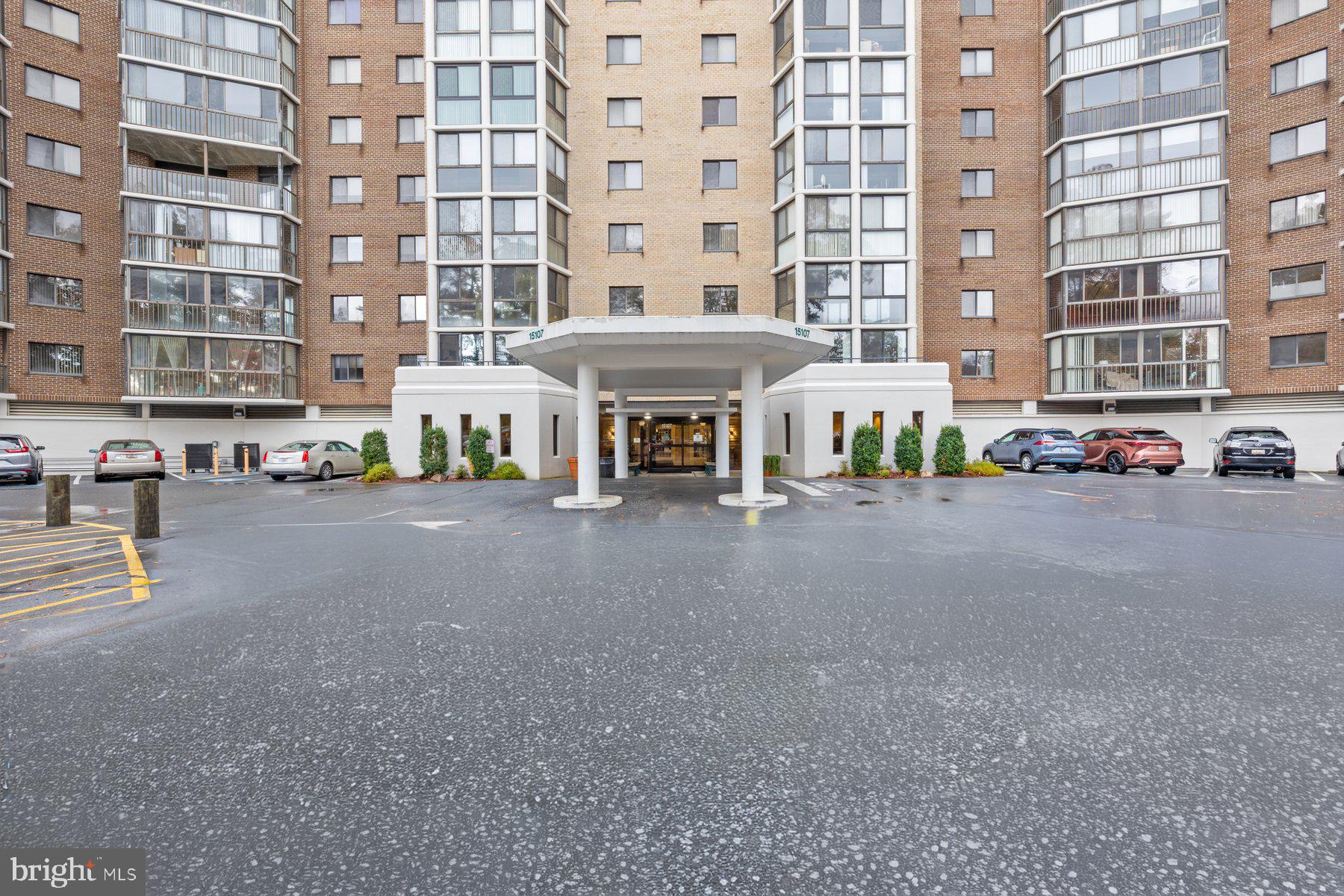 15107 INTERLACHEN DRIVE 2-822